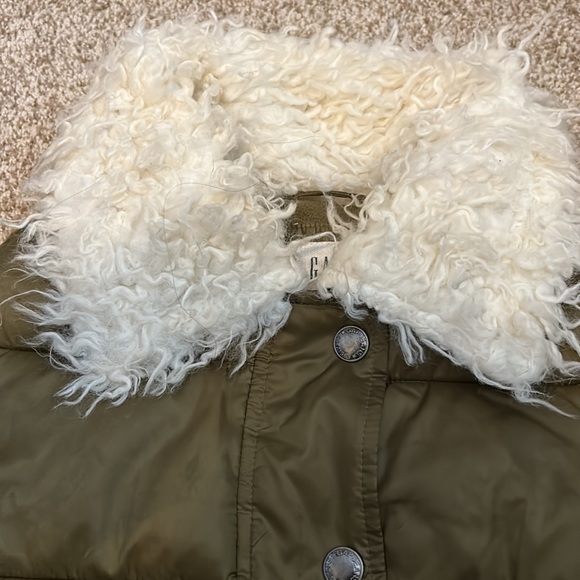 GAP Bomber-style Puffer - Picture 2 of 6